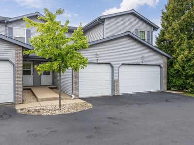 902 N Thompson Dr APT 2