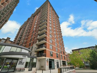 700 1st St APT 9W