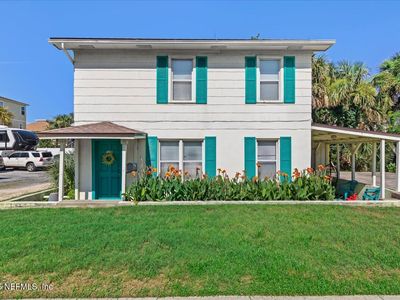 1318 2ND Street N