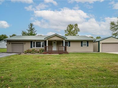 1525 W Booe Road