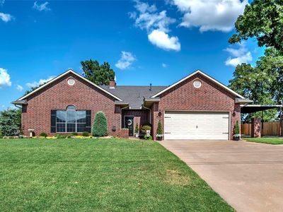 1104 S Rozell Ln
