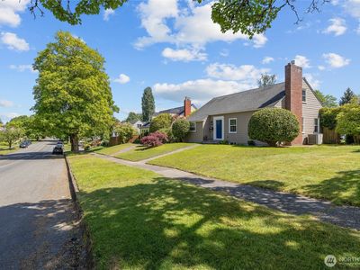 4144 N 30th Street