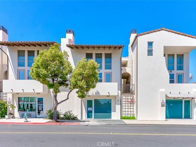 596 S Brea Blvd