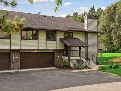 3149 Farnum Dr