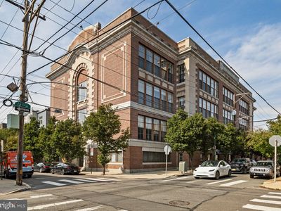 1201 Fitzwater St APT 211