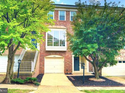 20867 Trinity Sq