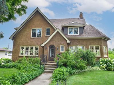 3816 South 96th STREET