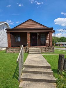 620 Athens Ave