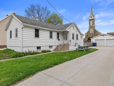 1527 Buchanan STREET