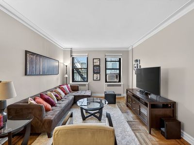 210 W 103rd St APT 5-B