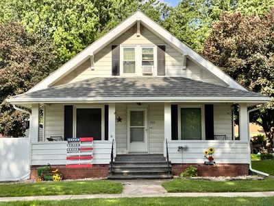 703 Main St