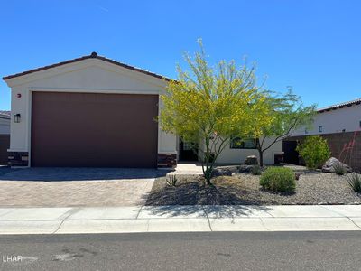 8016 Corte De Las Arboles