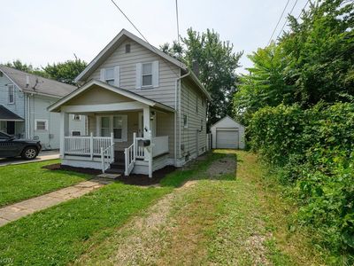 1838 Ford Ave