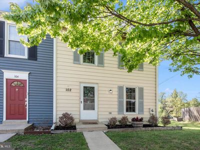 102 Hoff Ct