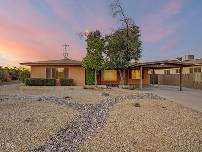 1002 E GLENN Drive