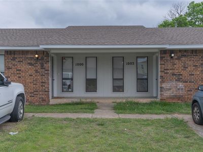 1000 Acacia Cir