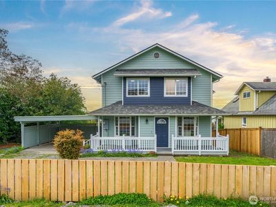 5006 Hyada Boulevard NE