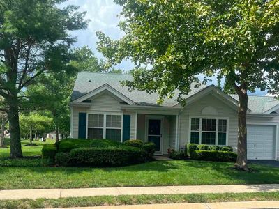 663 Chancery Ln #8