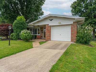 454 Lambeth Ln