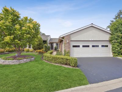 98 Briarwood Cir