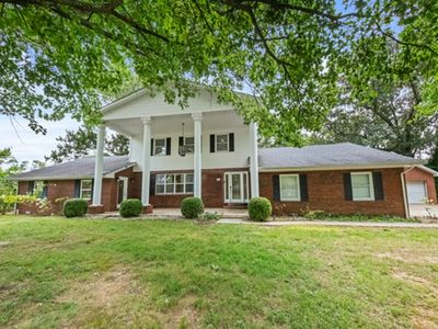 10818 Bryan Dr