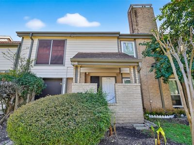 724 Country Place Dr APT E