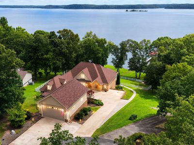 306 Red Water Dr