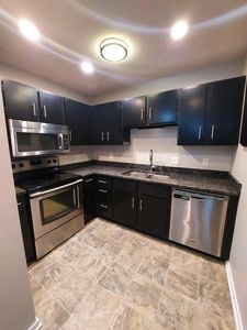 311 Pleasant Ave APT 404