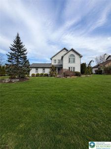 1011 Johnston Dr