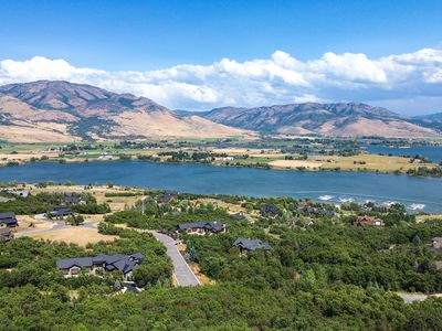 Property at 929 N Valley View Dr, Eden, UT