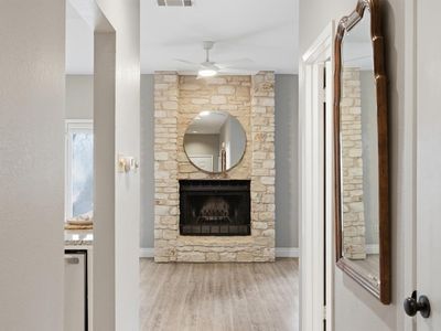 2201 Lakeway Blvd APT 25