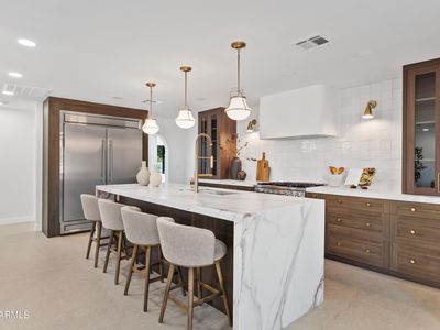 4534 N 30TH Place