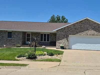 208 Oak Forest Dr