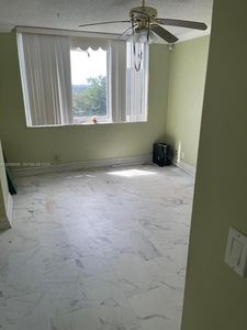 4200 Hillcrest Dr APT 401