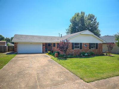 Property at 2912 Shadybrook Dr, Midwest City, OK