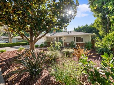 1315 Glen Eyrie Ave