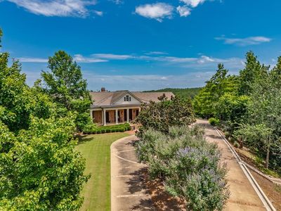 121 Highlands Dr