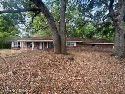 501 Cheshire Dr