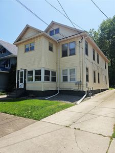 305-307 Gridley Ave