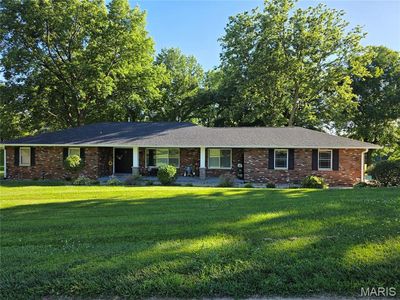 8 W Lockhaven Ct