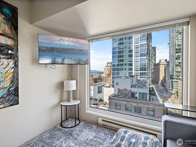 1415 2nd Avenue #1404