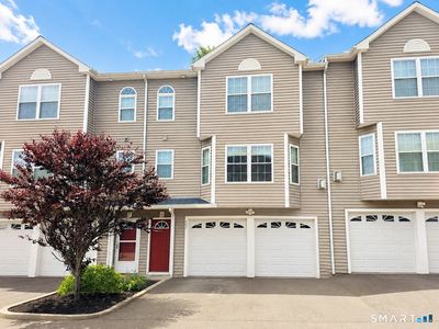 58 Leonard Street #402
