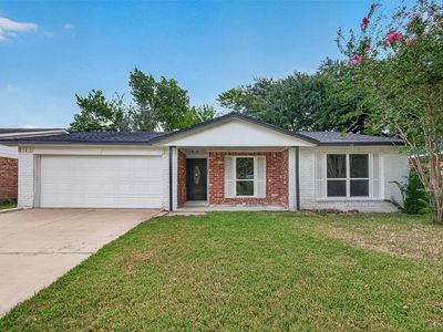13722 New Village Ln
