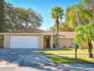 Property at 6506 Seafairer Dr, Tampa, FL