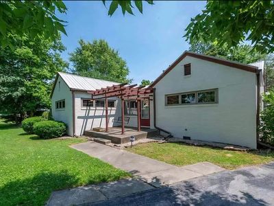 4207 E Margaret Dr