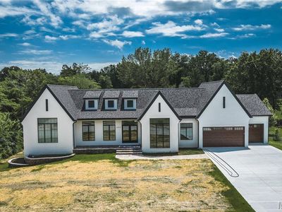 604 Winchester Dr
