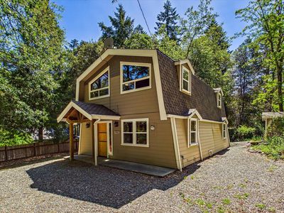 1351 The Terrace Ln