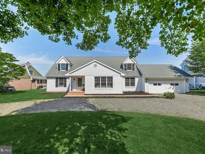 30769 Edgewater Dr