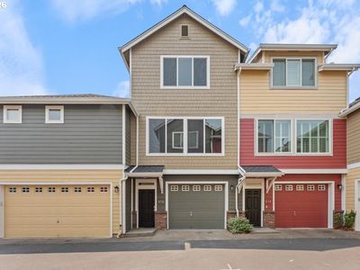 876 NW Council Dr