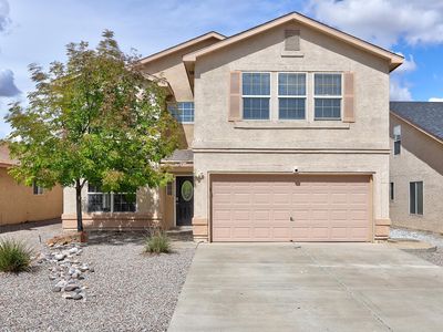 721 Valley Meadows Dr NE